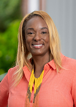 Daniela Henderson '23M